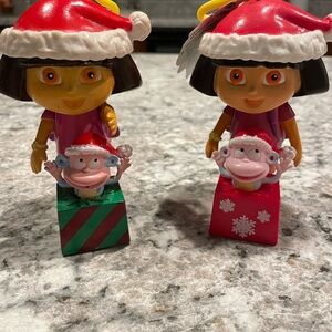 Nickelodeon Dora the Explorer collectible candy dispensers set of 2